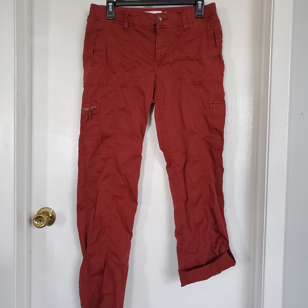 Red cargo pants with capri option